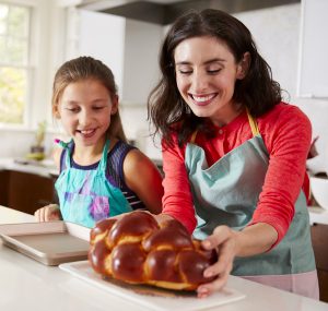 6 Ways To Make Rosh Hashanah Meaningful For Kids  Image